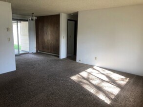 2235 Crater Lake Ave in Medford, OR - Building Photo - Building Photo