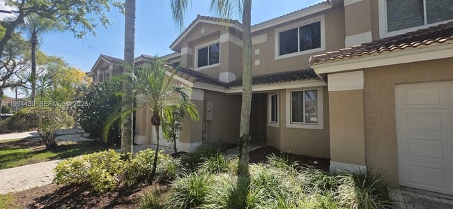 1078 SW 158th Way in Pembroke Pines, FL - Building Photo - Building Photo