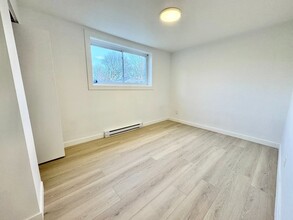 1400 Lavallée Rue in Longueuil, QC - Building Photo - Building Photo