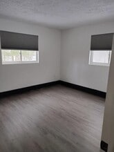 7-9 Irene St in Lewiston, ME - Foto de edificio - Building Photo