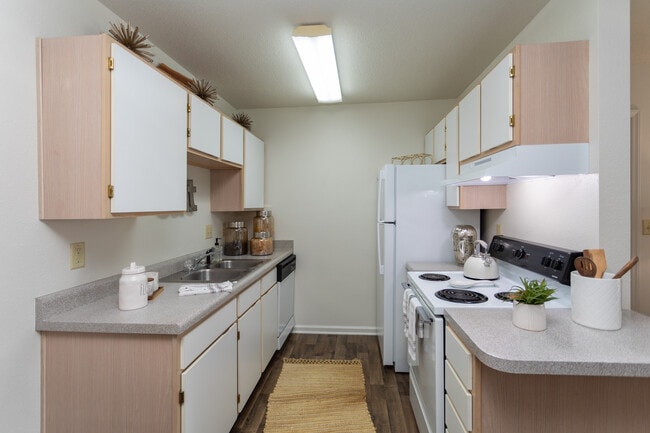 Treybrooke Village Apartments