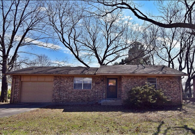 property at 314 Redbud Ln