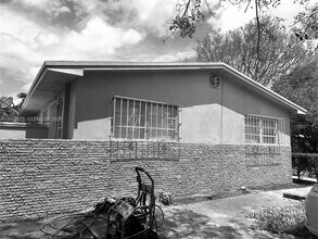 412 SW 10th St in Hallandale Beach, FL - Building Photo - Building Photo