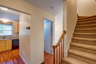 6520 Tottenham Rd in Madison, WI - Building Photo - Building Photo