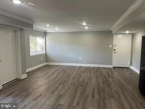 12201 Braxfield Ct in North Bethesda, MD - Building Photo - Building Photo