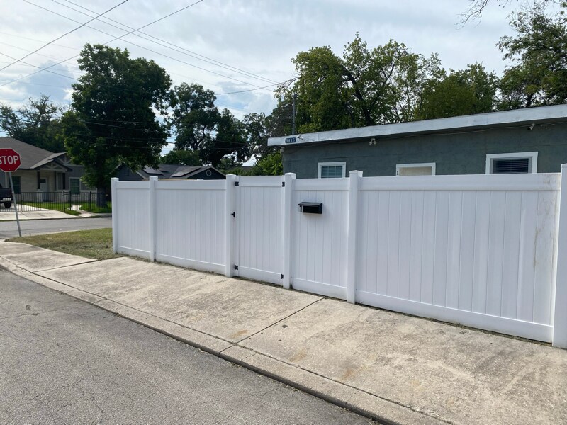 5415 Buena Vista St in San Antonio, TX - Building Photo