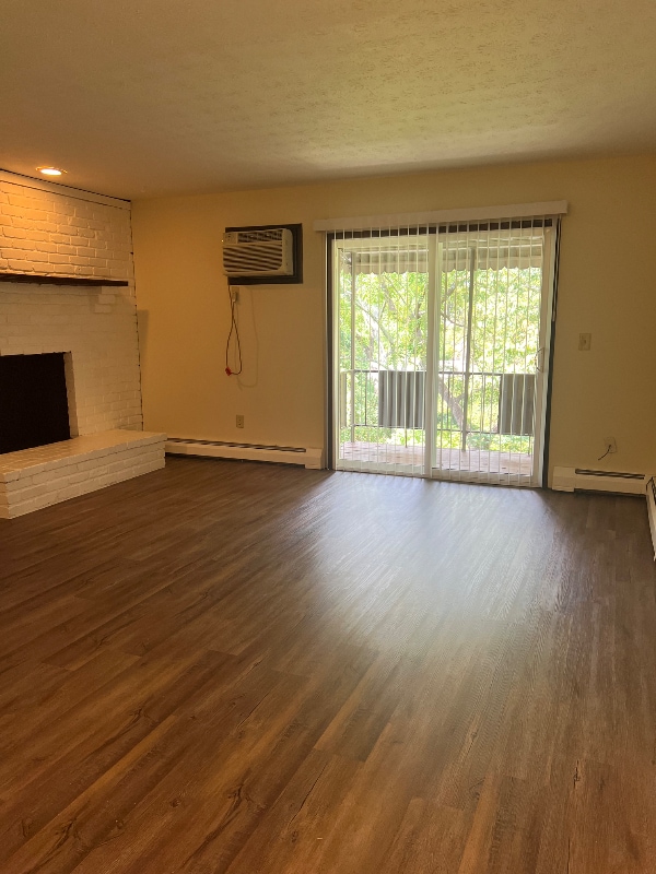 2065 Sutton Ave in Cincinnati, OH - Building Photo - Building Photo