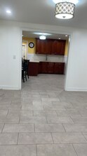850 Bleecker St-Unit -3 in Utica, NY - Building Photo - Building Photo
