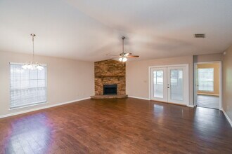 1653 Spring Oaks Ln in Jacksonville, FL - Building Photo - Building Photo