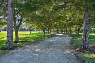 6941 Hunters Rd in Naples, FL - Building Photo - Building Photo