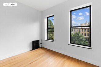 252 Prospect Pl in Brooklyn, NY - Foto de edificio - Building Photo