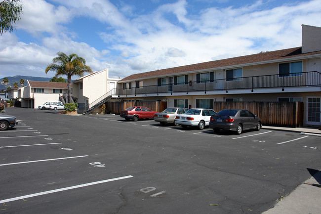 Sandpiper Apartment in Goleta, CA - Building Photo - Building Photo