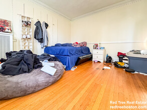 28 Manet Rd, Unit 1 in Chestnut Hill, MA - Building Photo - Building Photo
