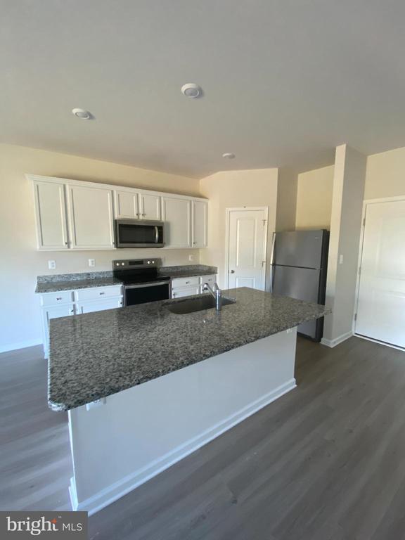 property at 37 Bloomsbury St