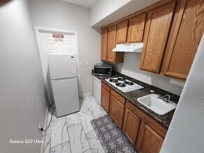 161 Aldeburgh Cir, Unit In law in Sacramento, CA - Foto de edificio - Building Photo