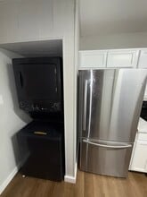 1905 N Ben Wilson St, Unit 10 in Victoria, TX - Building Photo - Building Photo