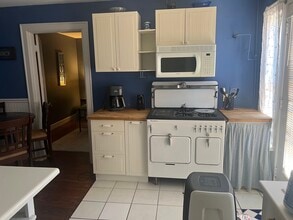 208 Sutton St, Unit 4 in Maysville, KY - Foto de edificio - Building Photo