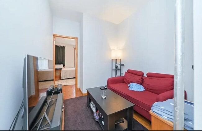 property at 462 9th Ave