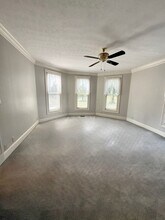 2000 Edgewood Rd in Dickson, TN - Building Photo - Building Photo