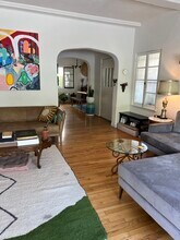 8400 Blackburn Ave, Unit 8400 Blackburn in Los Angeles, CA - Building Photo - Building Photo