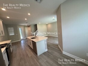 4712 Lagona Ln in Wesley Chapel, FL - Building Photo - Building Photo