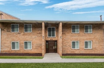 Landmark Apartments in North Versailles, PA - Building Photo - Building Photo