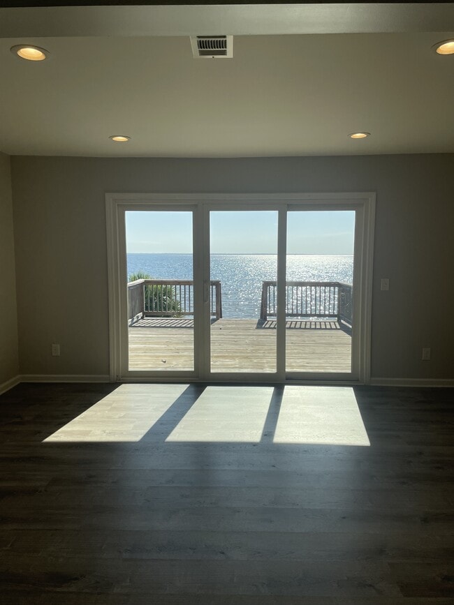 property at 6455 Oak Shr Dr