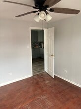 322 W 116th St, Unit 2 in Chicago, IL - Foto de edificio - Building Photo