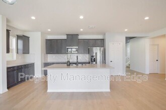 28426 Joey Ct in Menifee, CA - Foto de edificio - Building Photo