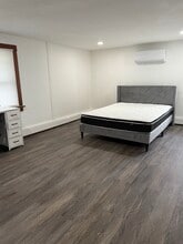 170 Walker Hill Rd in Groton, CT - Building Photo - Building Photo