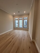 3 Adamson St, Unit 203 in Boston, MA - Building Photo - Building Photo