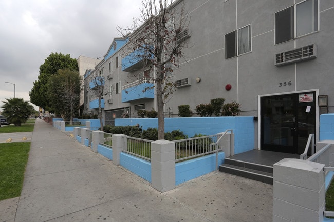 Rampart Village Villas