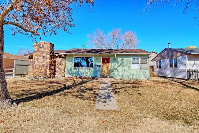 property at 2430 Bunting Ave