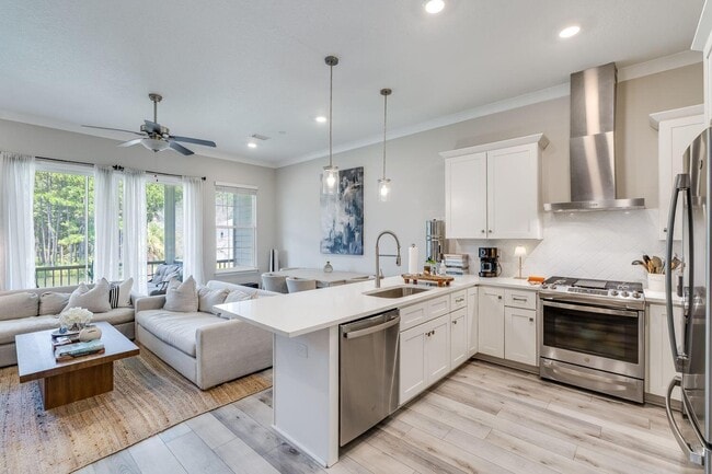 104 Kara Lake Dr in Santa Rosa Beach, FL - Foto de edificio - Building Photo