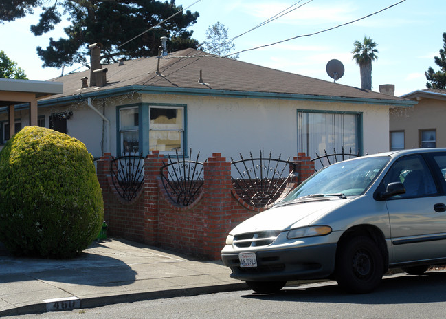 452 31st St in Richmond, CA - Building Photo - Building Photo