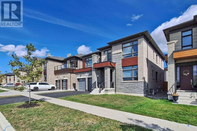 163 Ballantyne Blvd in Vaughan, ON - Building Photo - Building Photo