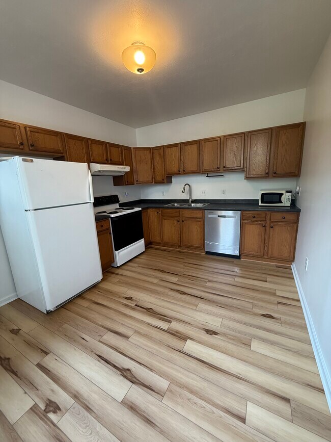 507 Avery St in Pittsburgh, PA - Building Photo - Building Photo