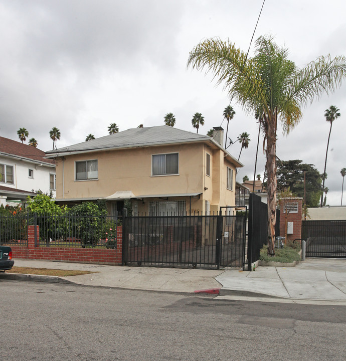 1716-1718 N Van Ness Ave in Los Angeles, CA - Building Photo