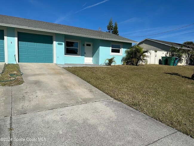 224 Grosse Pointe Ave, Unit 486 in Indialantic, FL - Building Photo - Building Photo