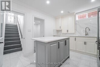 36 Dudley Ave in Toronto, ON - Building Photo - Building Photo