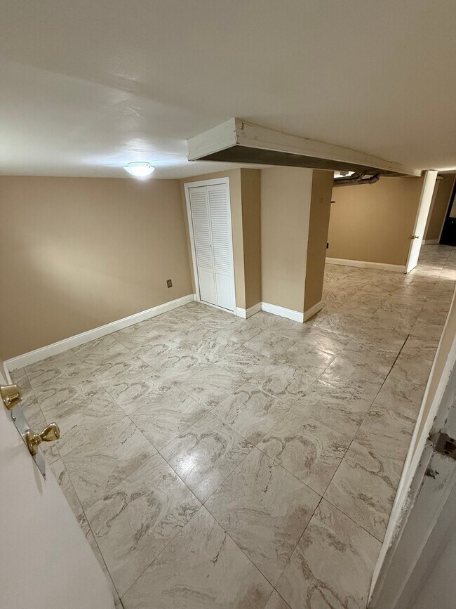 9 Bellevue Ave, Unit 1B