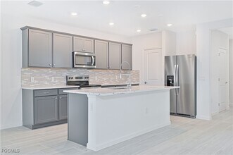 13011 Luminary Wy in Bonita Springs, FL - Building Photo - Building Photo