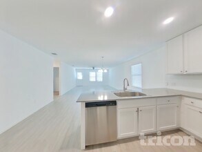 5715 Vista Point in San Antonio, TX - Building Photo - Building Photo