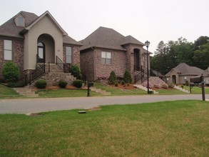 Covenant Cove in Little Rock, AR - Building Photo - Building Photo