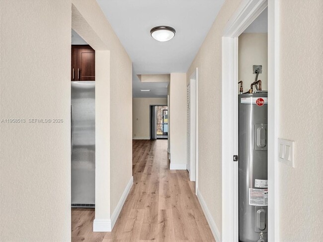 1193 NW 98th Terrace in Pembroke Pines, FL - Building Photo - Building Photo