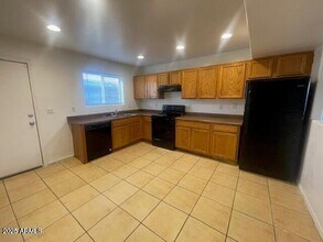 2538 W Ocotillo Rd in Phoenix, AZ - Building Photo - Building Photo