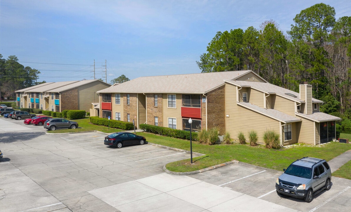 Pointe Parc at St. Johns in Jacksonville, FL - Building Photo
