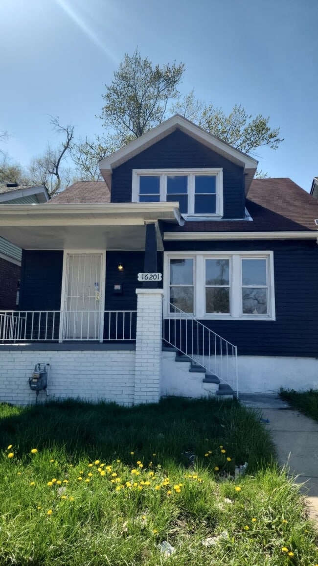 16201 Turner St in Detroit, MI - Building Photo - Building Photo