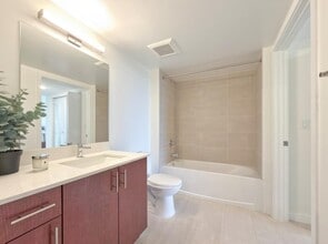 11297 SW 4th St, Unit A3 in Miami, FL - Building Photo - Building Photo