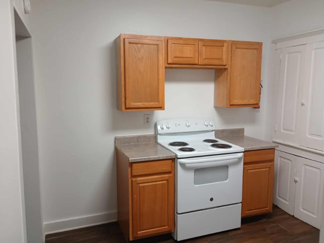 4 Altamont Terrace in Cumberland, MD - Building Photo - Building Photo